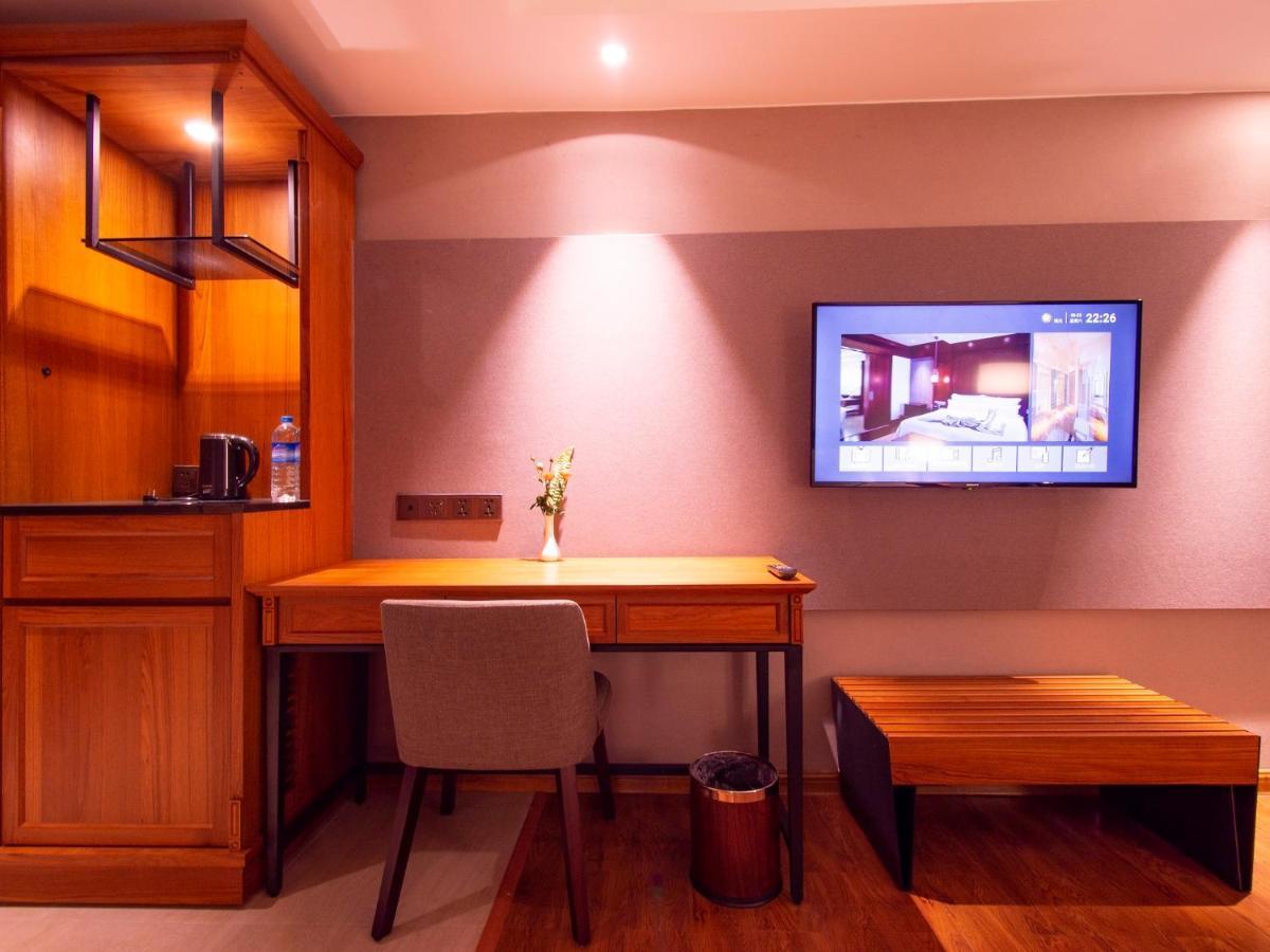 Prince Hotel Γιανγκόν Εξωτερικό φωτογραφία