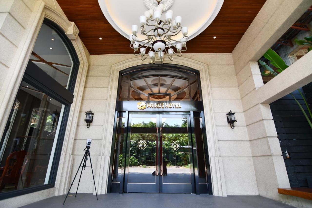 Prince Hotel Γιανγκόν Εξωτερικό φωτογραφία