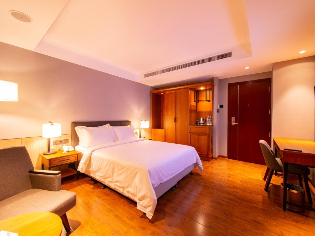 Prince Hotel Γιανγκόν Εξωτερικό φωτογραφία